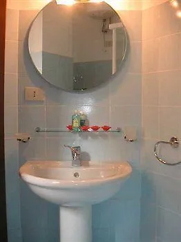 B&B Sant'Agostino Milano 2*,